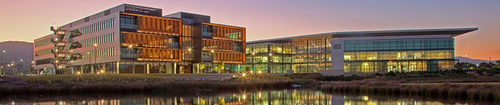 University of Wollongong (UoW)